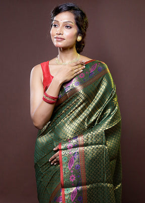 Green Dupion Silk Saree With Blouse Piece