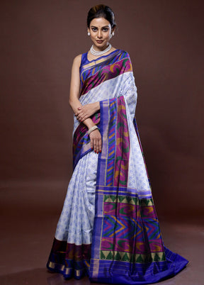 Grey Pochampally Pure Silk Saree With Blouse Piece - Indian Silk House Agencies