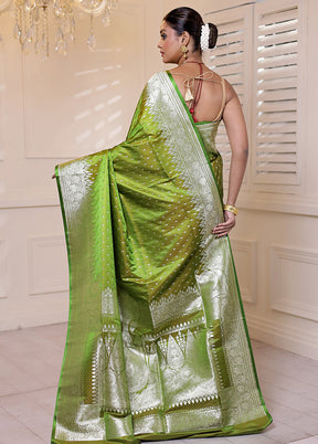 Green Banarasi Silk Saree With Blouse Piece