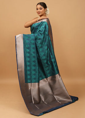 Green Banarasi Silk Saree With Blouse Piece