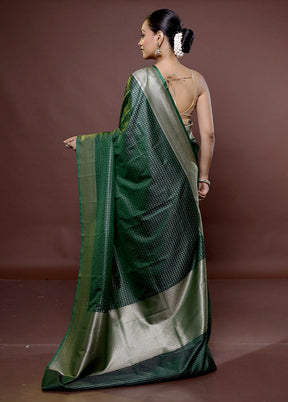 Green Uppada Silk Saree With Blouse Piece