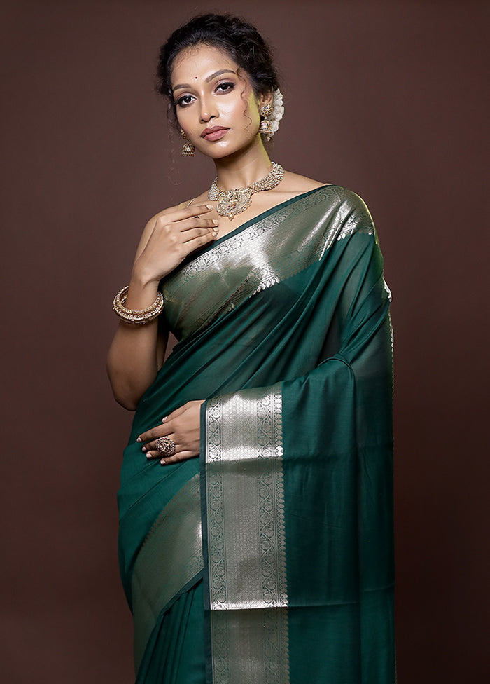 Green Cotton Saree With Blouse Piece