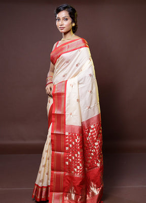 Cream Kanjivaram Silk Saree With Blouse Piece