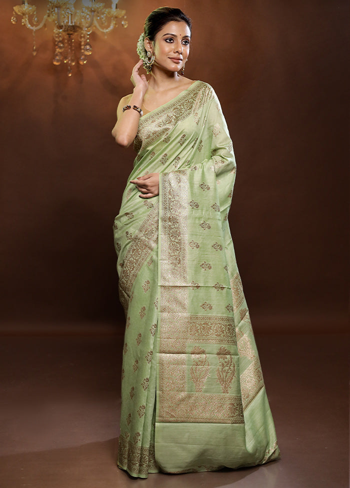 Green Dupion Silk Saree With Blouse Piece