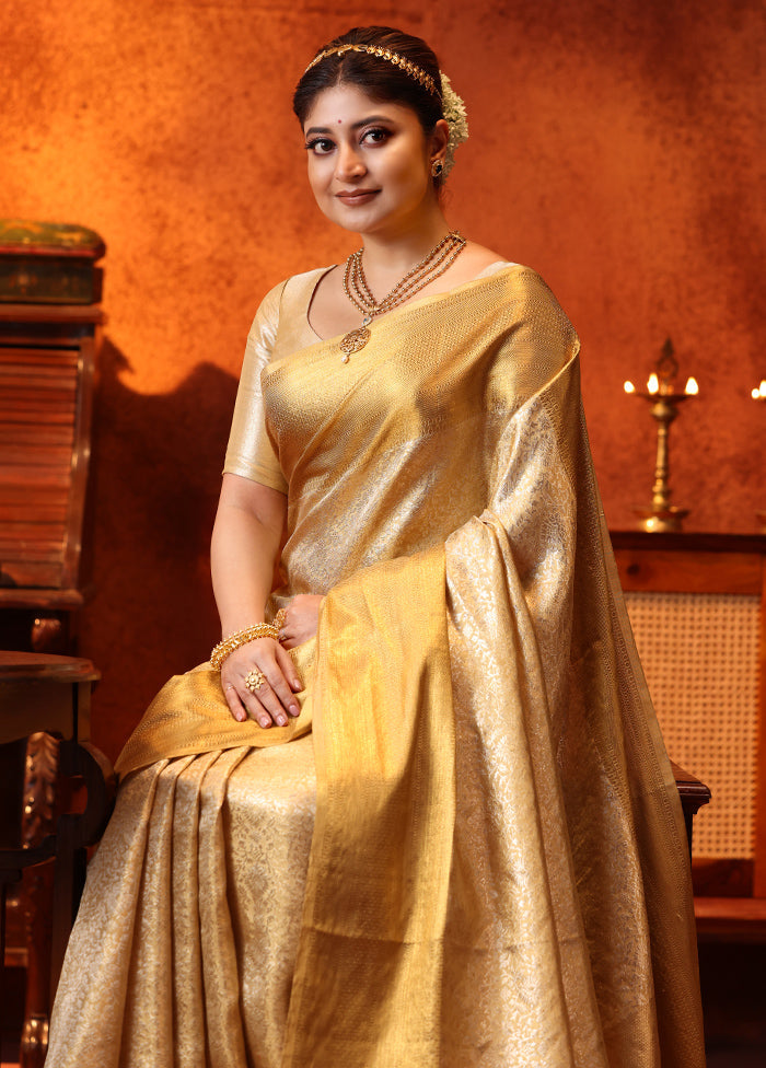 Cream Handloom Kanchipuram Pure Silk Saree With Blouse Piece