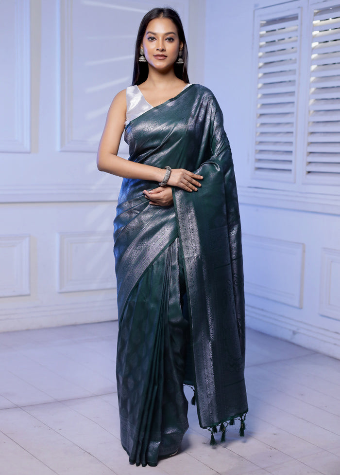 Green Dupion Silk Saree With Blouse Piece