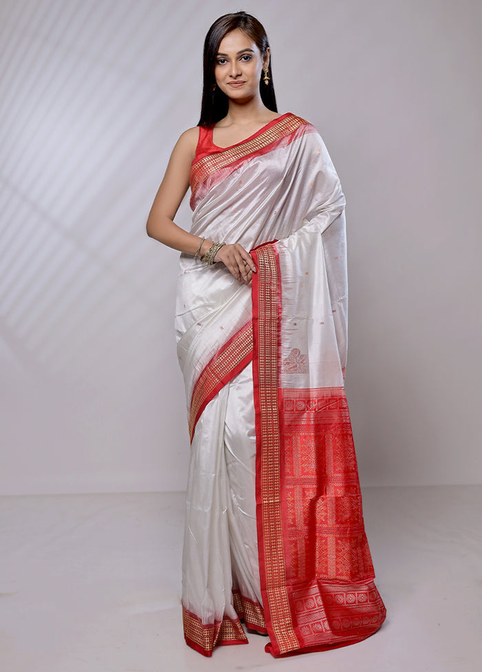 White Handloom Bomkai Pure Silk Saree With Blouse Piece