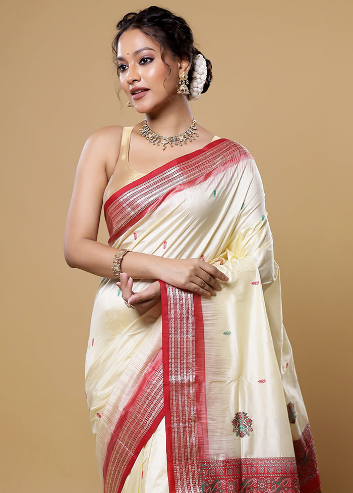 Cream Handloom Bomkai Pure Silk Saree With Blouse Piece