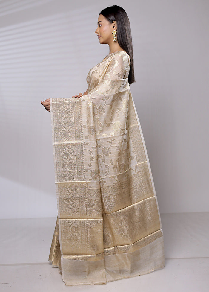 Cream Tussar Silk Saree With Blouse Piece