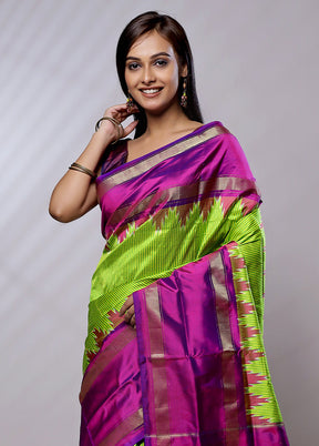 Green Handloom Ikkat Pure Silk Saree With Blouse Piece