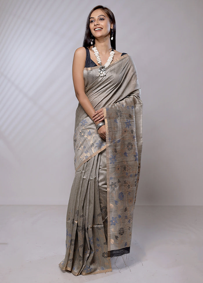 Cream Handloom Matka Pure Silk Saree With Blouse Piece