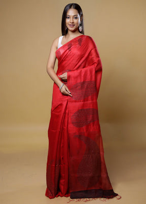 Red Handloom Matka Pure Silk Saree With Blouse Piece