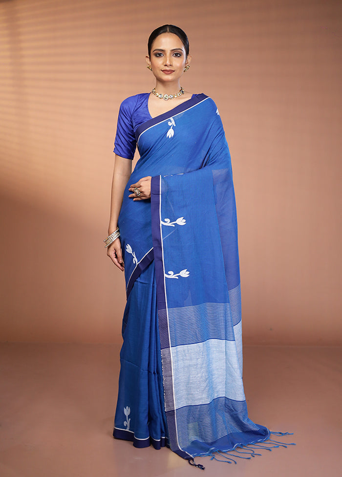 Blue Khadi Cotton Saree With Blouse Piece