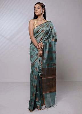 Green Kora Silk Saree With Blouse Piece