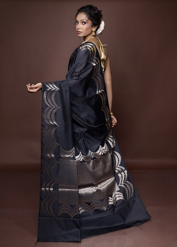 Black Dupion Silk Saree With Blouse Piece