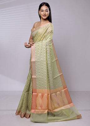 Green Cotton Saree With Blouse Piece