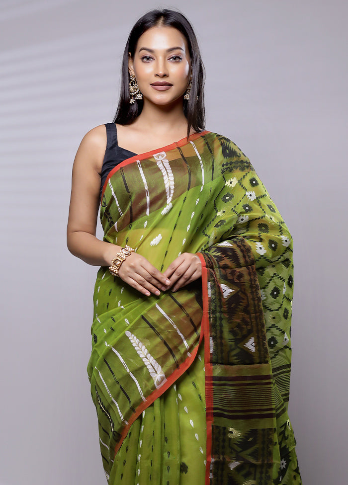 Green Tant Jamdani Saree Without Blouse Piece