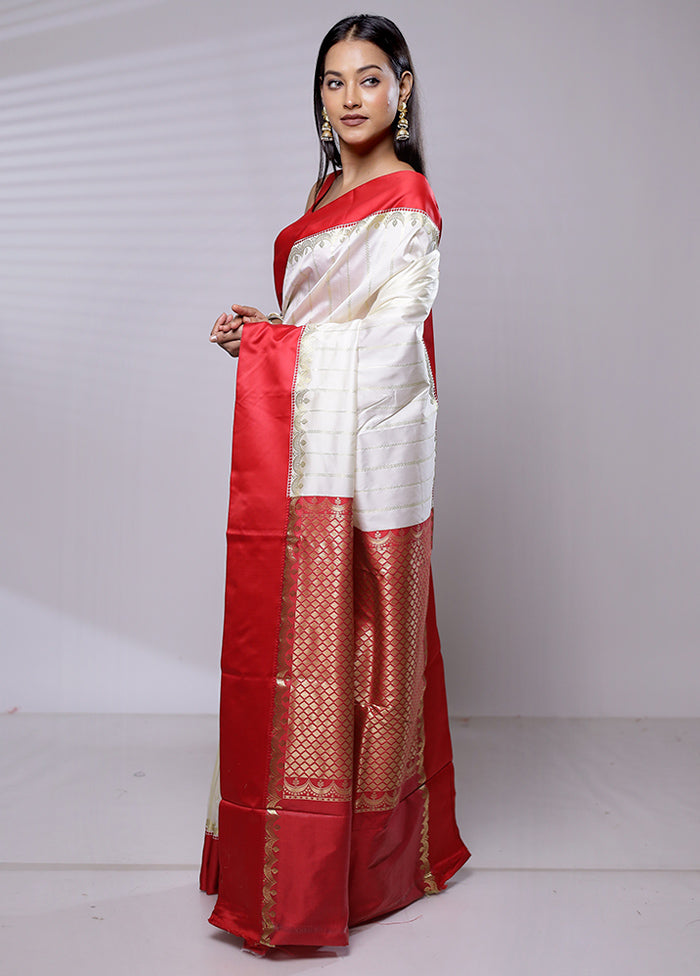 White Dupion Silk Saree With Blouse Piece