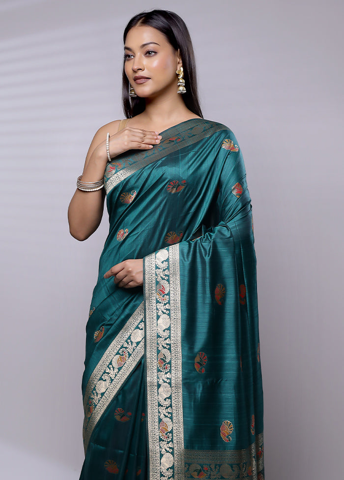 Green Dupion Silk Saree With Blouse Piece