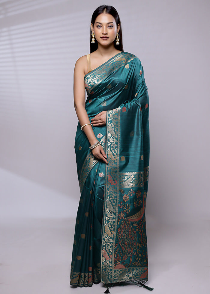 Green Dupion Silk Saree With Blouse Piece