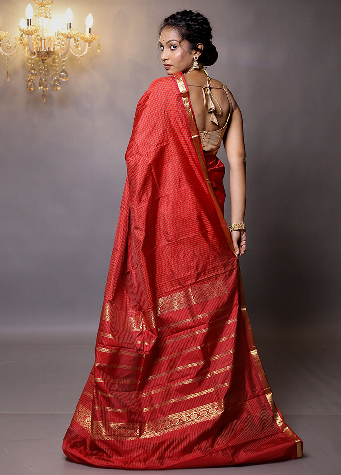 Red Kanjivaram Silk Saree With Blouse Piece