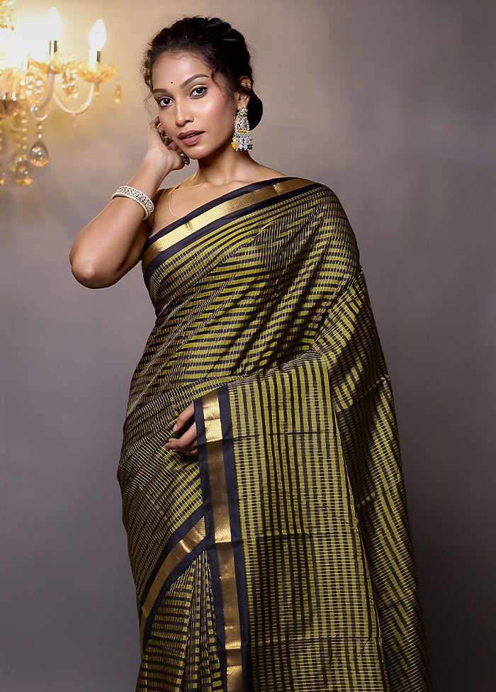 Green Handloom Kanjivaram Pure Silk Saree With Blouse Piece