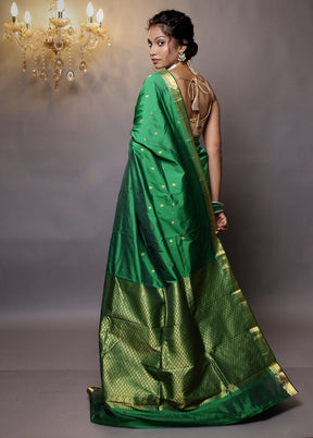 Green Kanjivaram Silk Saree With Blouse Piece