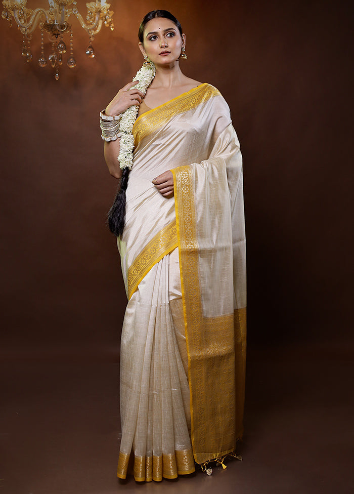 Cream Dupion Silk Saree With Blouse Piece