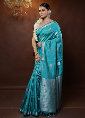 Green Dupion Silk Saree With Blouse Piece