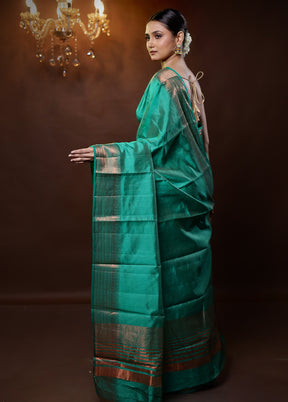 Green Dupion Silk Saree With Blouse Piece