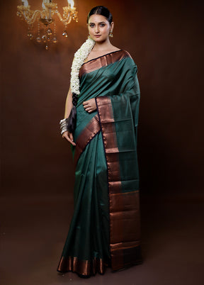 Green Dupion Silk Saree With Blouse Piece