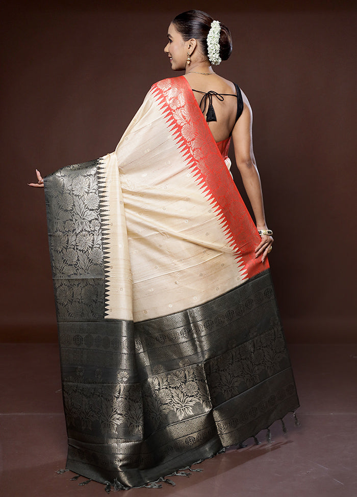 Cream Tussar Silk Saree With Blouse Piece