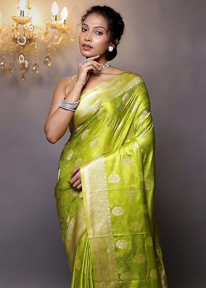 Green Dupion Silk Saree With Blouse Piece