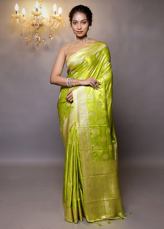 Green Dupion Silk Saree With Blouse Piece