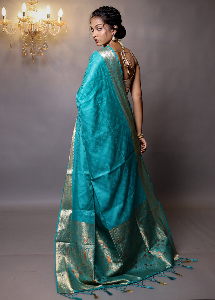 Green Dupion Silk Saree With Blouse Piece