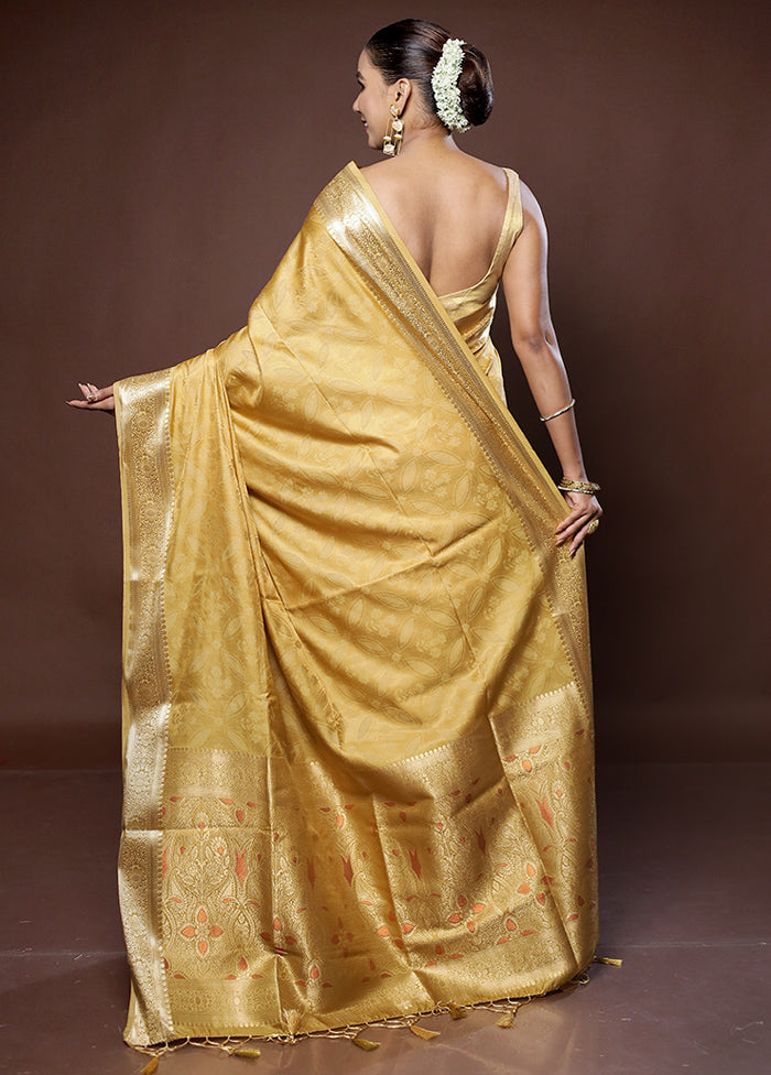 Cream Dupion Silk Saree With Blouse Piece