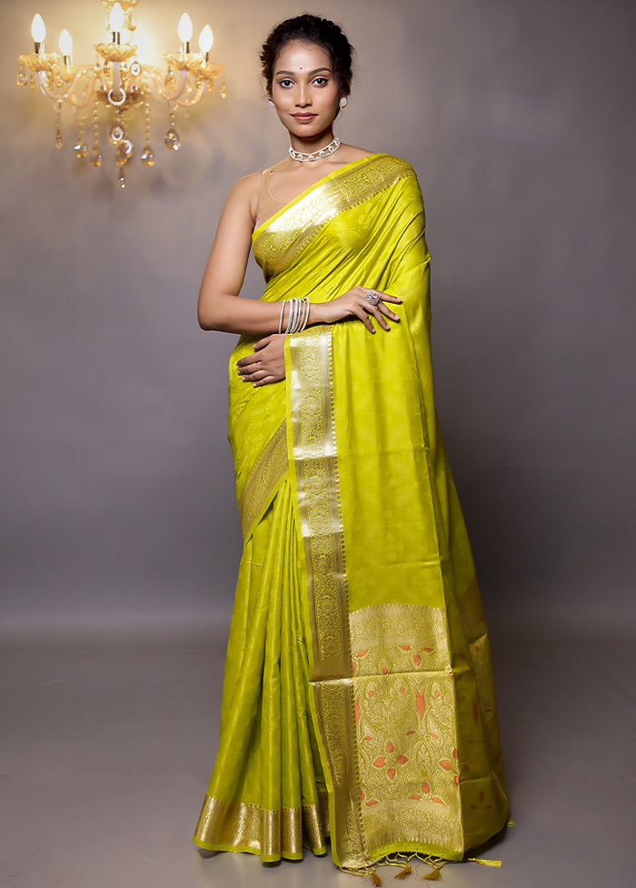 Green Dupion Silk Saree With Blouse Piece