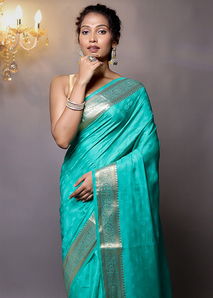 Green Dupion Silk Saree With Blouse Piece