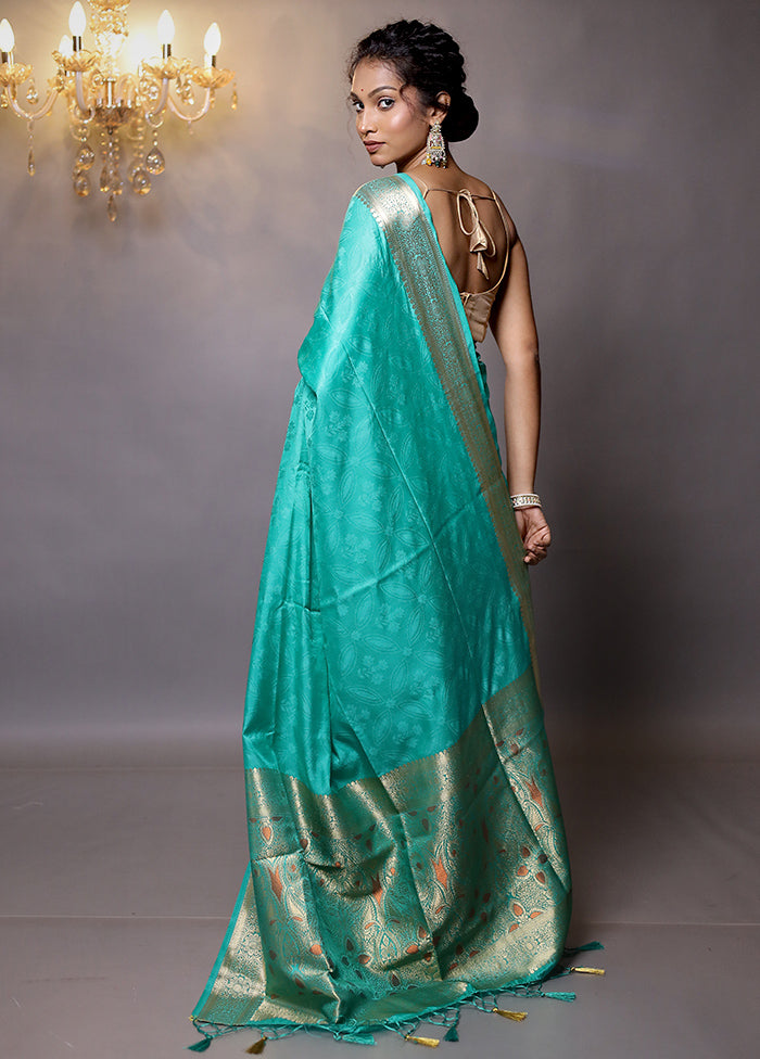 Green Dupion Silk Saree With Blouse Piece