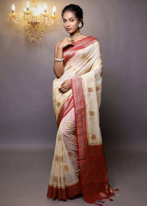 Cream Dupion Silk Saree With Blouse Piece