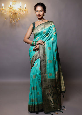 Green Dupion Silk Saree With Blouse Piece