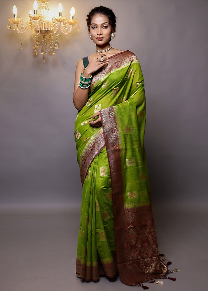 Green Dupion Silk Saree With Blouse Piece