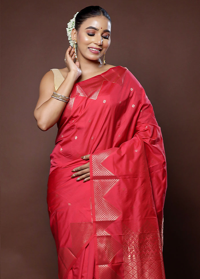 Red Kanjivaram Silk Saree With Blouse Piece