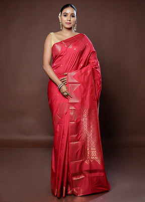 Red Kanjivaram Silk Saree With Blouse Piece