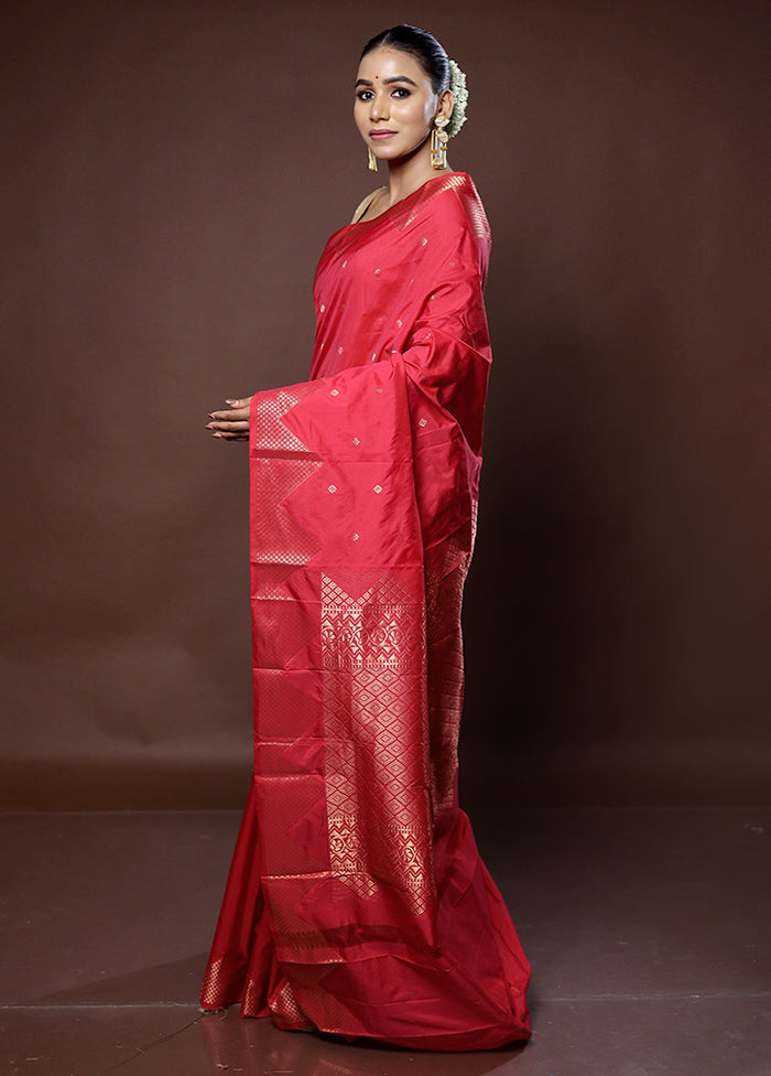 Red Kanjivaram Silk Saree With Blouse Piece