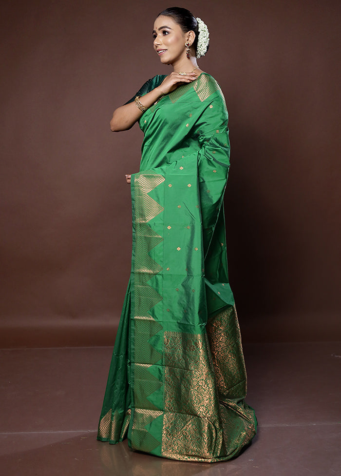 Green Kanjivaram Silk Saree With Blouse Piece