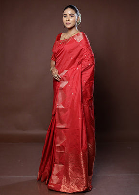 Red Kanjivaram Silk Saree With Blouse Piece