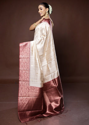 Cream Tussar Silk Saree With Blouse Piece