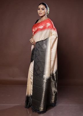 Cream Tussar Silk Saree With Blouse Piece