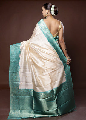 Cream Tussar Silk Saree With Blouse Piece